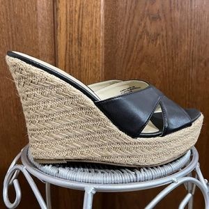 Girl Mia black wedges